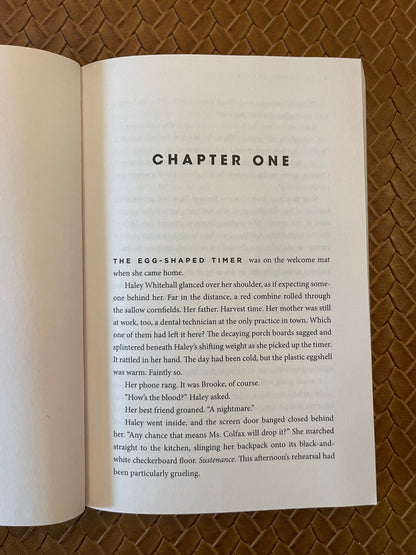 There's Someone Inside Your House by Stephanie Perkins (Paperback)