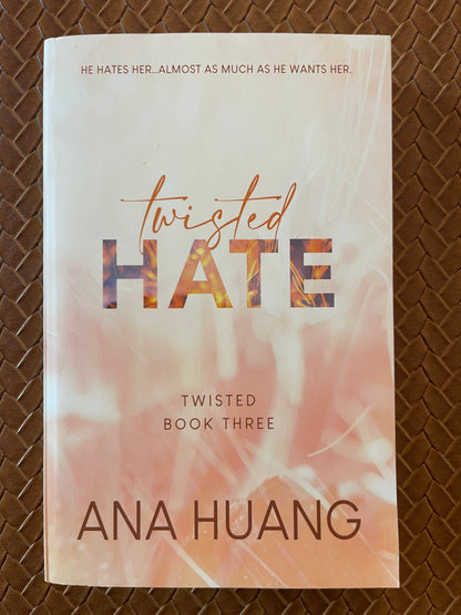 Twisted #3: Twisted Hate by Ana Huang (Paperback)